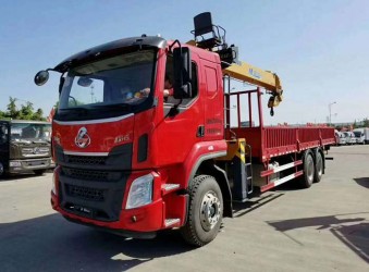 柳汽乘龍隨車吊價格多少錢？哪里有賣的？