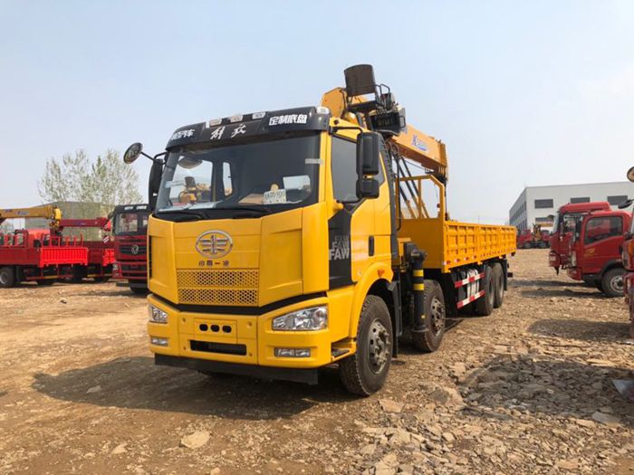 解放J6前四后八隨車吊(國(guó)