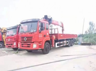 東風(fēng)錦程后八輪隨車吊底盤，配長(zhǎng)興12噸吊機(jī)，價(jià)格，多少錢？廠家報(bào)價(jià)